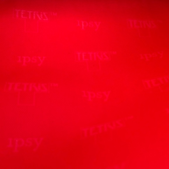 Ipsy Tetris collaboration red makeup bag - Picture 3 of 4